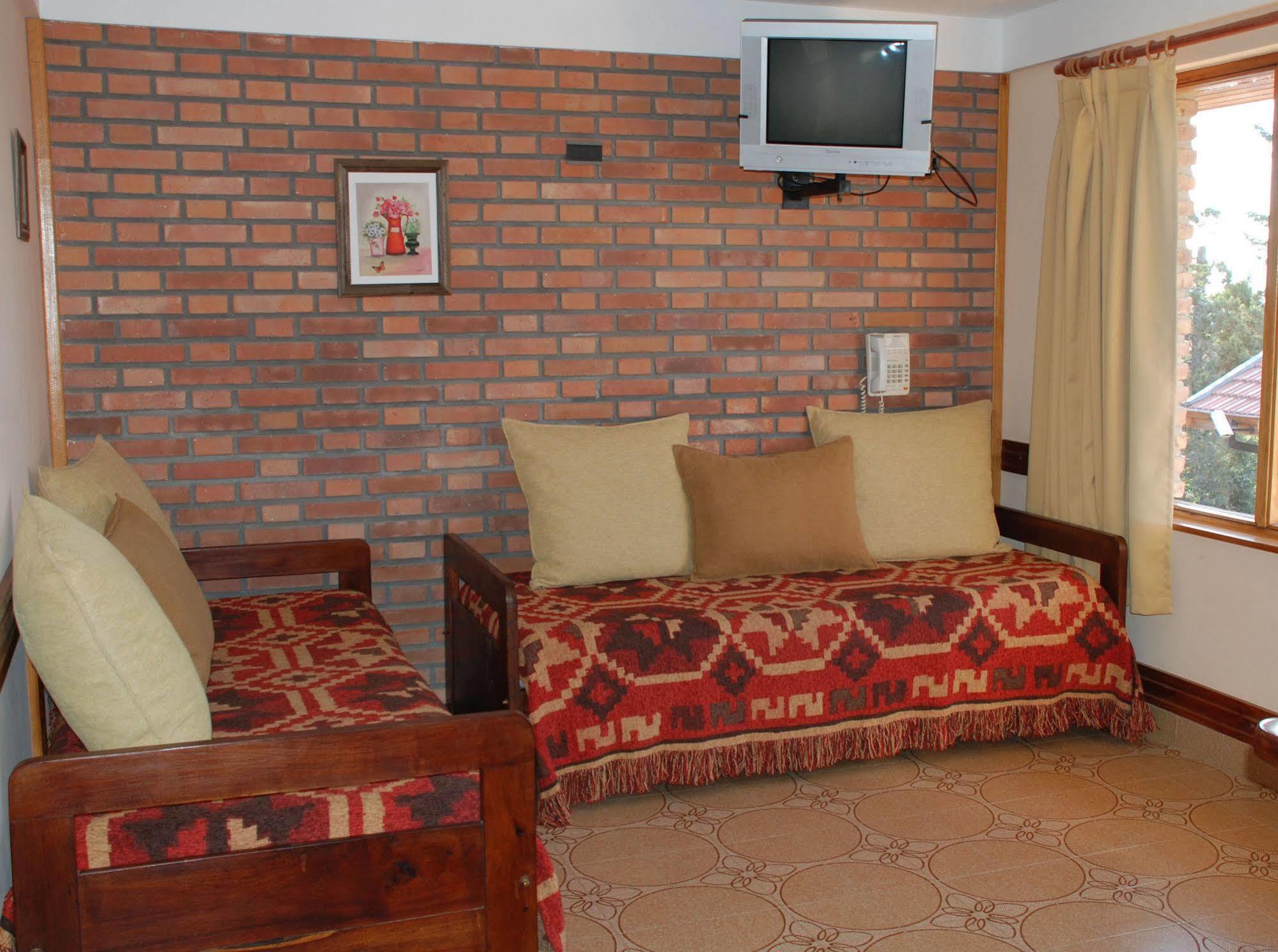 Lejano Nahuel Otel San Carlos de Bariloche Dış mekan fotoğraf