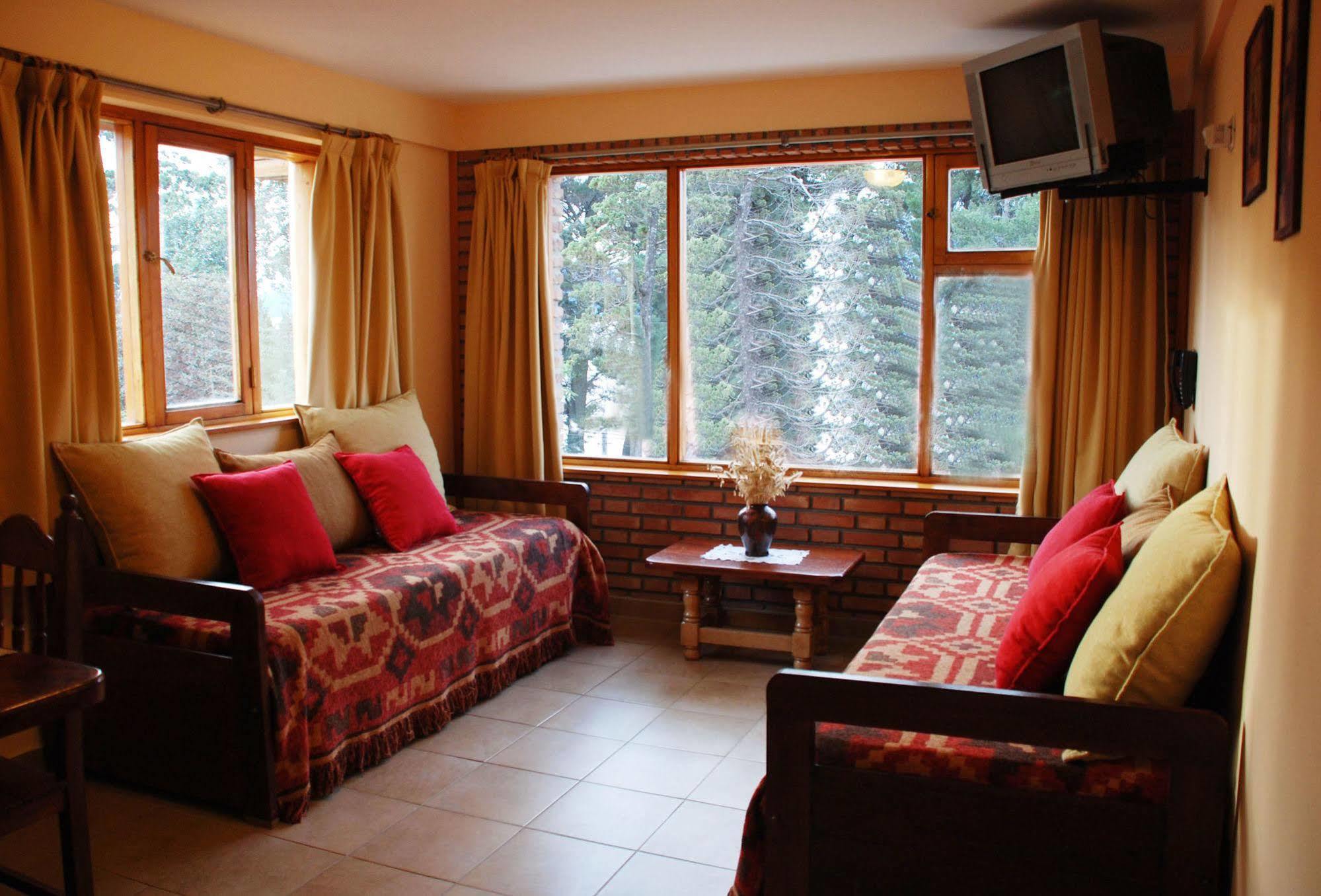 Lejano Nahuel Otel San Carlos de Bariloche Dış mekan fotoğraf